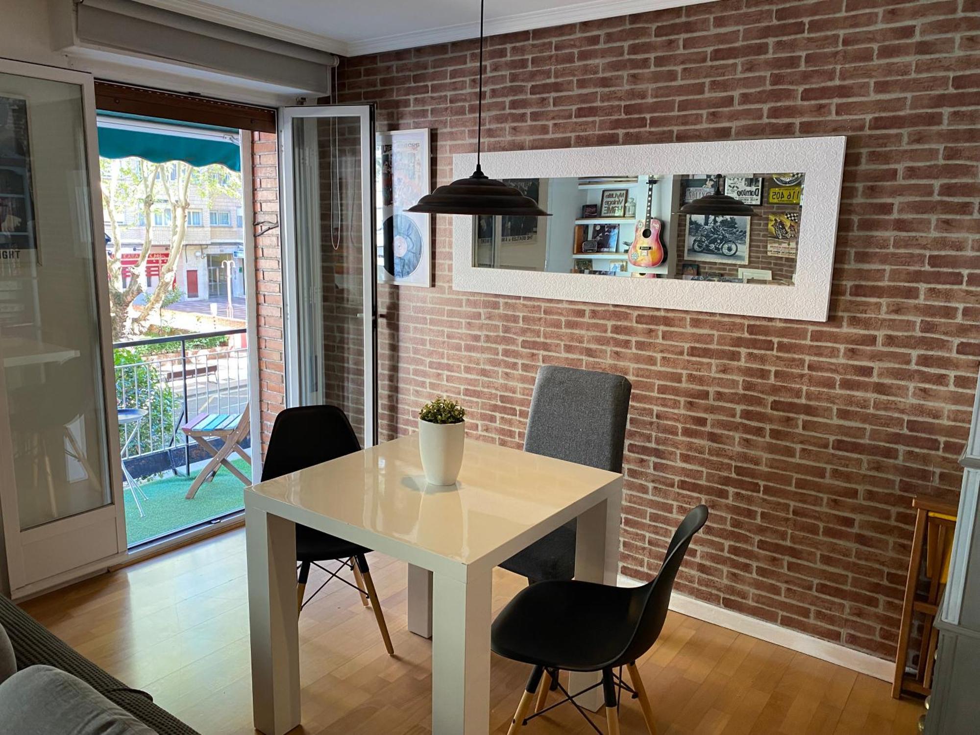 Apartamento Estilo Vintage Centrico Y Garage Incluido Логроньйо Екстер'єр фото
